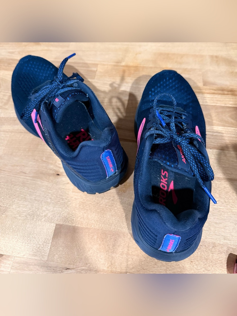 Brooks Navy Athletic Sneakers with Pink Trim - Picture 3 of 6